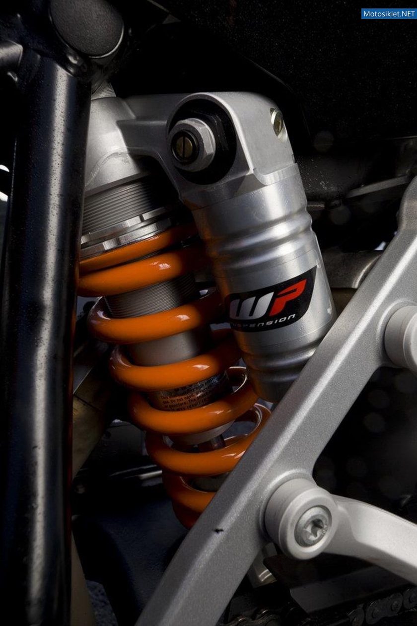 KTM-990-SM-T-035
