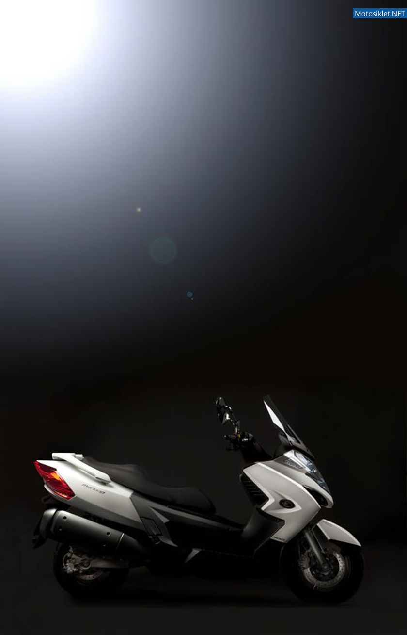 Kymco-MyRoad-700-008
