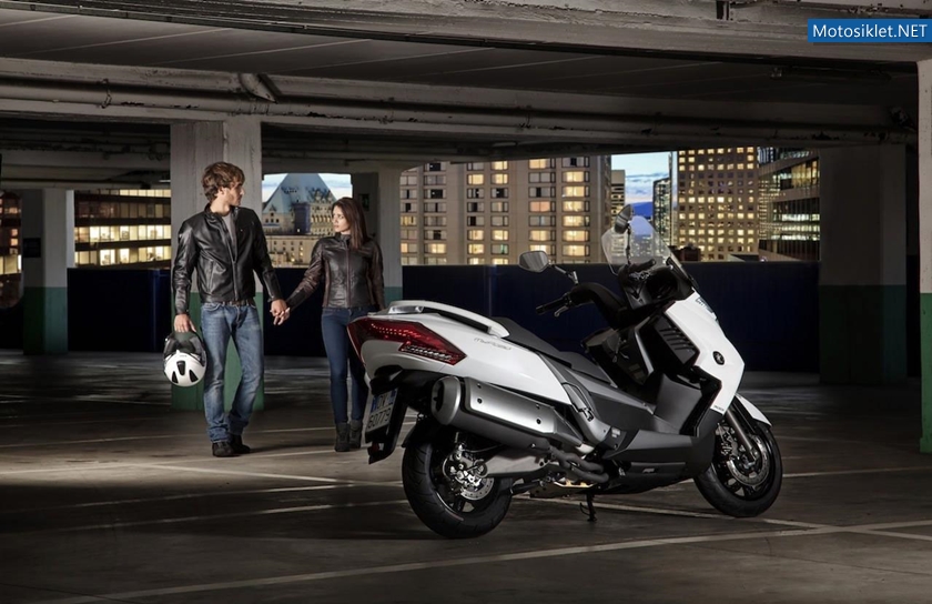 Kymco-MyRoad-700-019