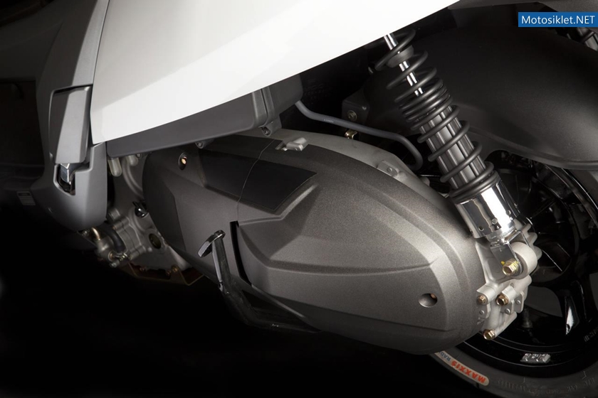 Kymco-MyRoad-700-029