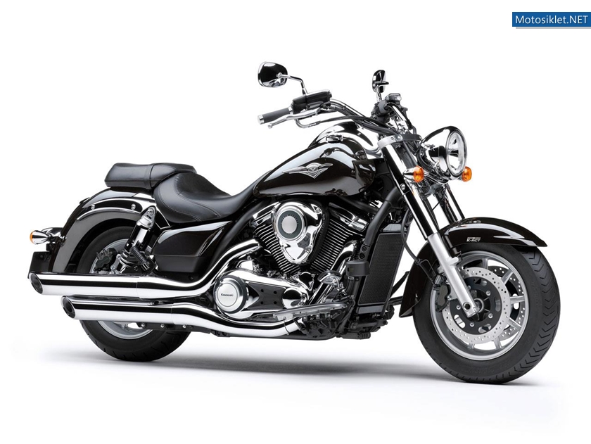 Kawasaki-2012-Cruiser-Modelleri-018