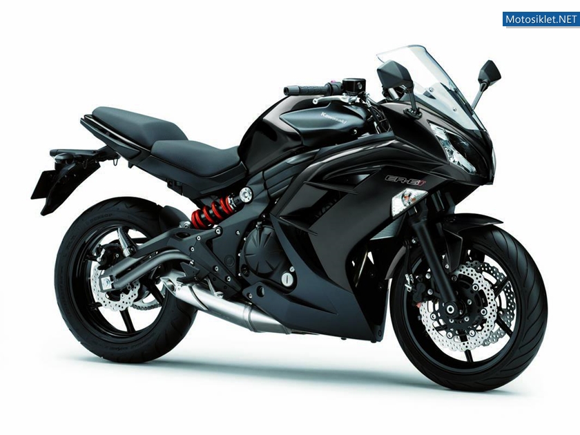 Kawasaki-ER-6F-019