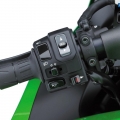Kawasaki-ZZR1400-2012-005