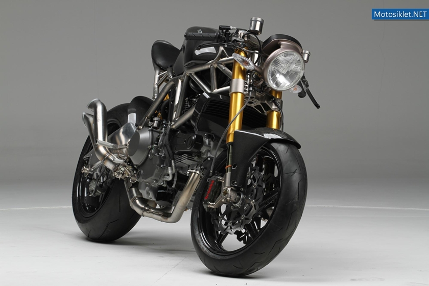 Ducati-Monster-NCR-M4-Custom-70000-002