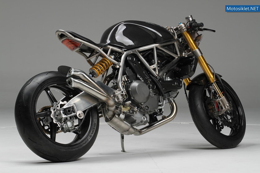 Ducati-Monster-NCR-M4-Custom-70000-003