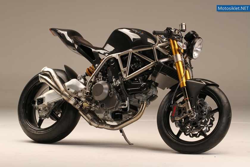Ducati-Monster-NCR-M4-Custom-70000-018