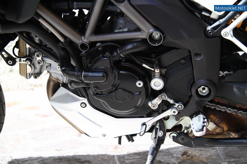 Ducati-Multistrada-1200s-Touring-024