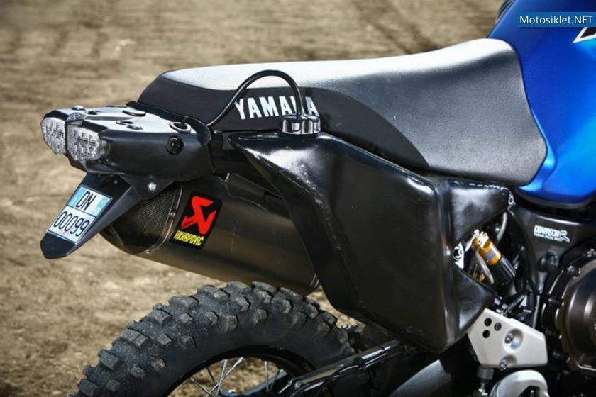 Yamaha-XT1200Z-Super-Tenere-001