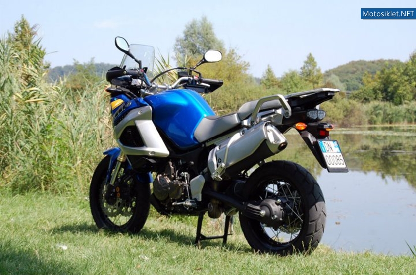 Yamaha-XT1200Z-Super-Tenere-046