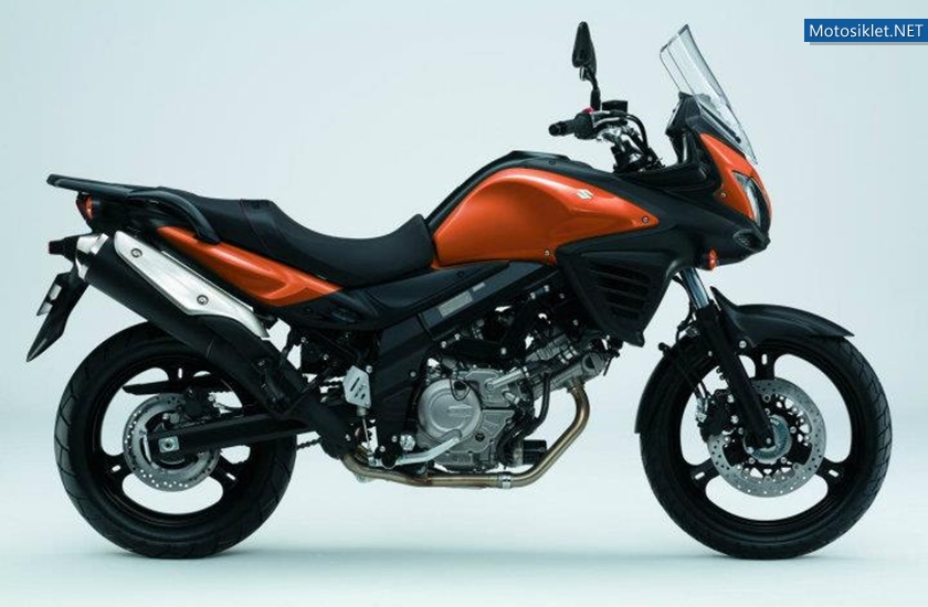 2012-Suzuki-V-Strom-650-ABS-003