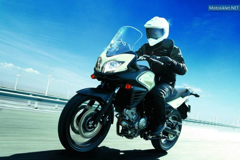 2012-Suzuki-V-Strom-650-ABS-034