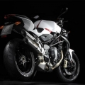 MV-Agusta-Brutale-R-1090-010