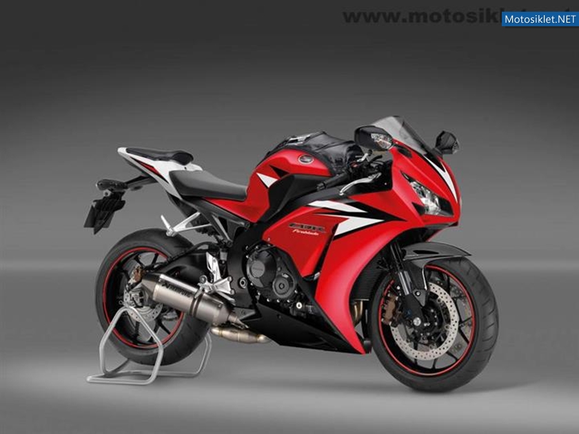 2012-Honda-CBR-1000RR-Fireblade-047