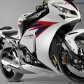 2012-Honda-CBR-1000RR-Fireblade-010