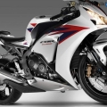 2012-Honda-CBR-1000RR-Fireblade-051