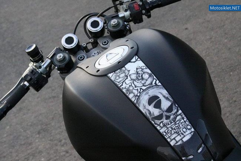 Ducati-Monster-1100-Tasarim-Wayne-Ransom-015