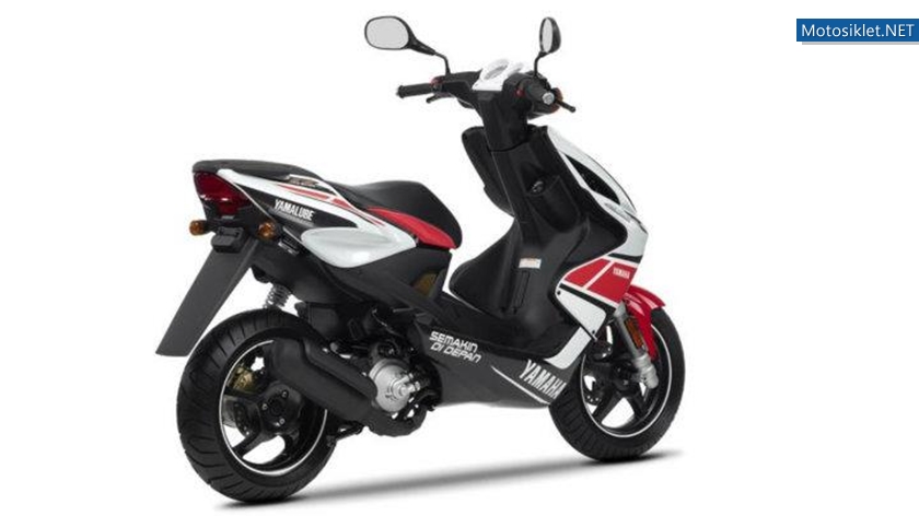 2012-Yamaha-50.Yil-Ozel-Kirmizi-Beyaz-Renkler-WGP-50th-Year-005