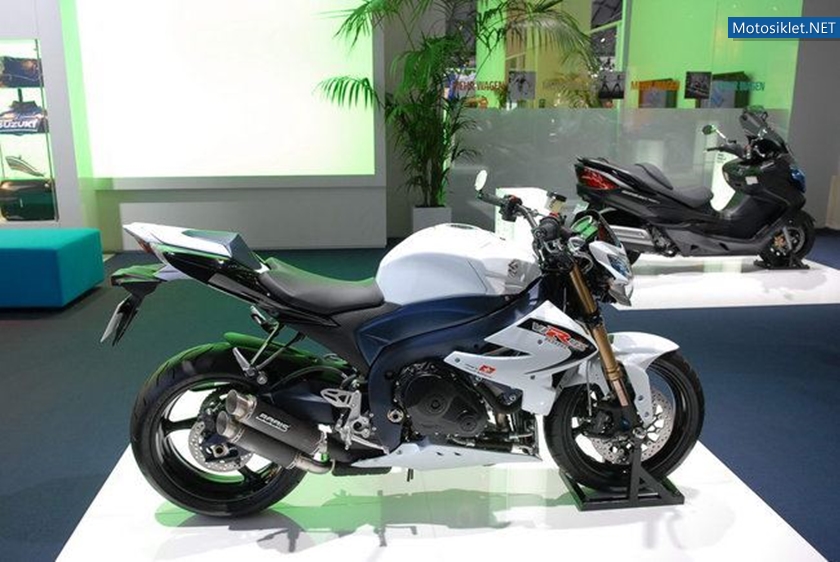 Suzuki-Virus-1000-019