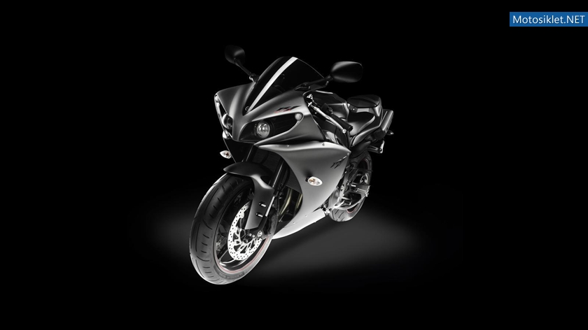 2012-Yamaha-YZF-R1-020