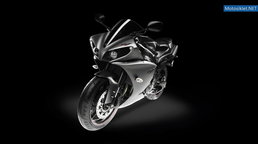 2012-Yamaha-YZF-R1-028