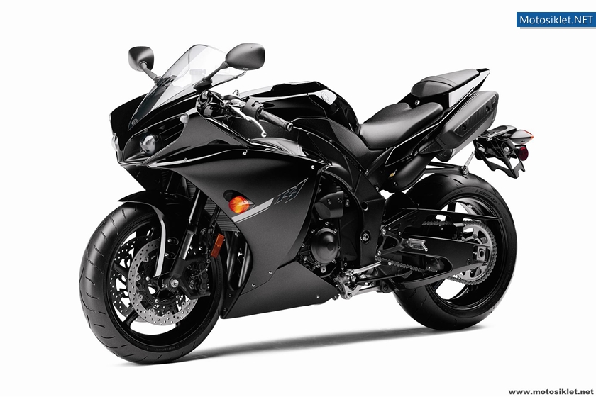 2012-Yamaha-YZF-R1-038