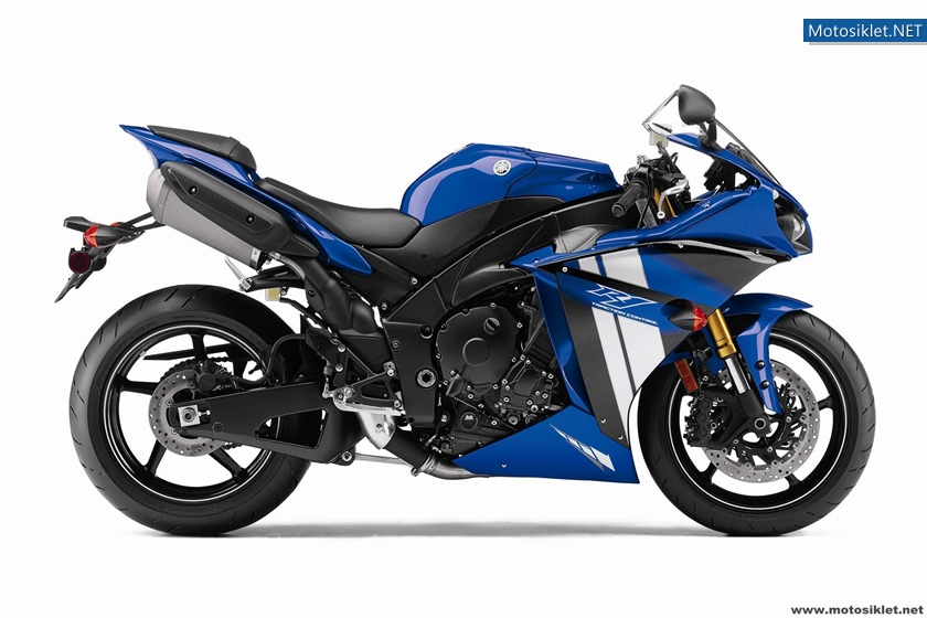 2012-Yamaha-YZF-R1-042