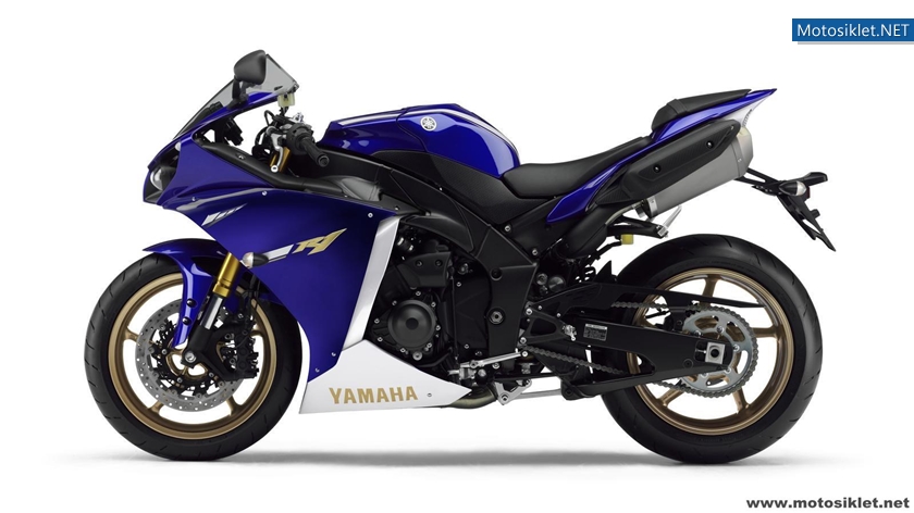 2012-Yamaha-YZF-R1-077