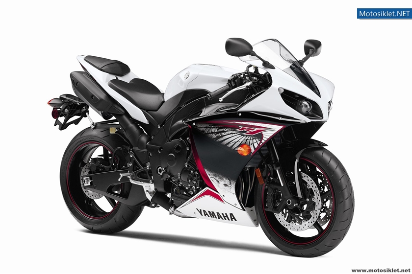 2012-Yamaha-YZF-R1-082