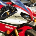 2012-Yamaha-YZF-R1-001