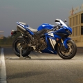 2012-Yamaha-YZF-R1-025