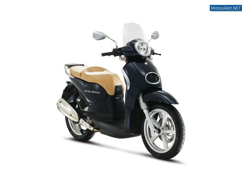 Yeni-Aprilia-Scarabeo-125-200-002-006