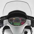 Yeni-Aprilia-Scarabeo-125-200-002-015