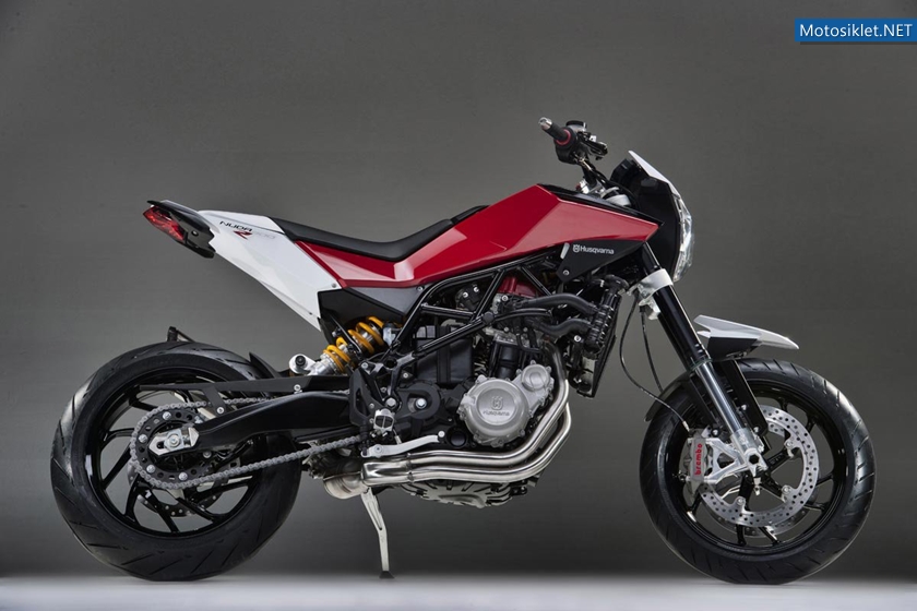 Husqvarna-Nuda-900R-Naked-005