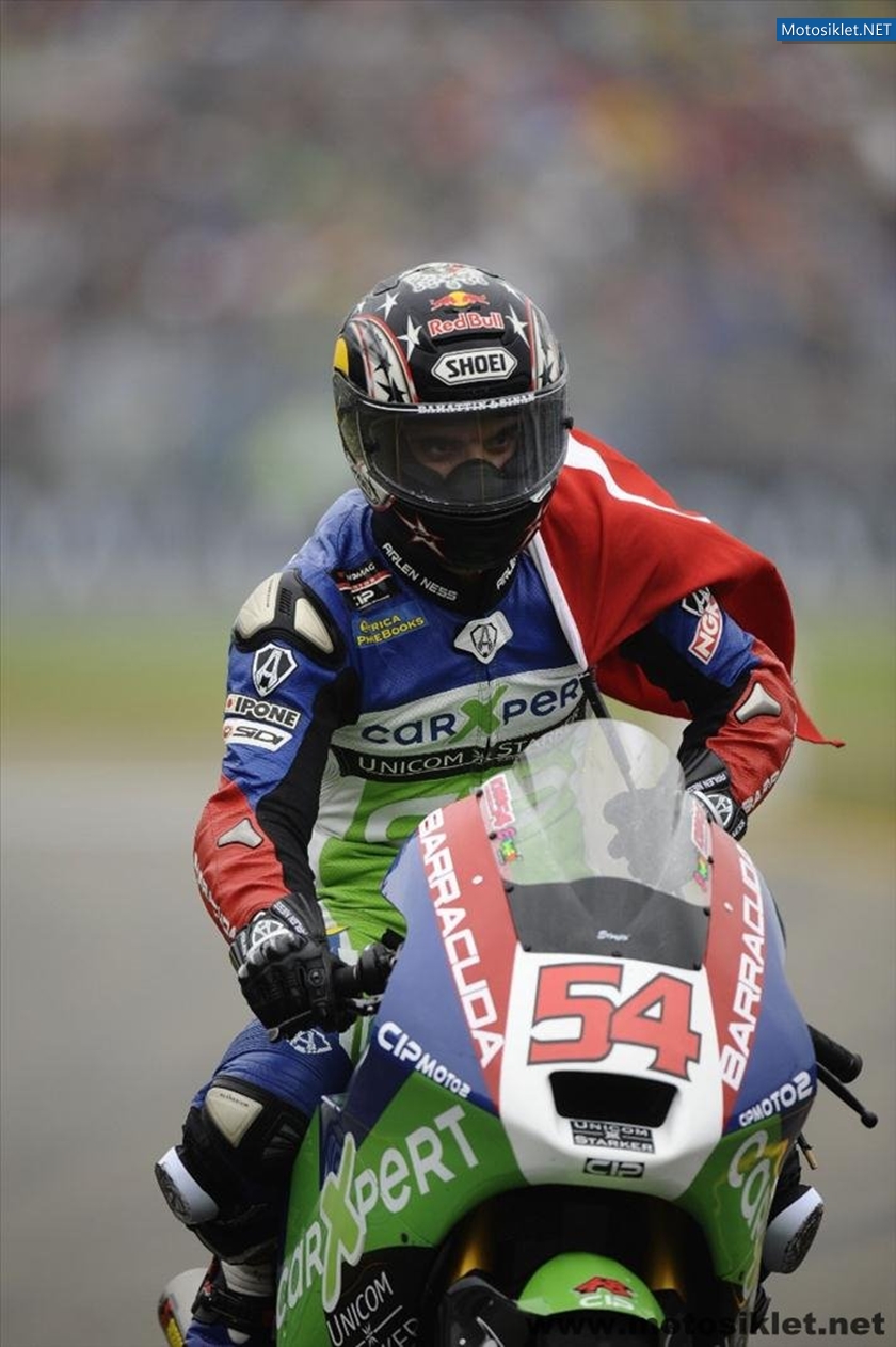KenanSofuoglu-Moto2-Hollanda-Assen-2012-025