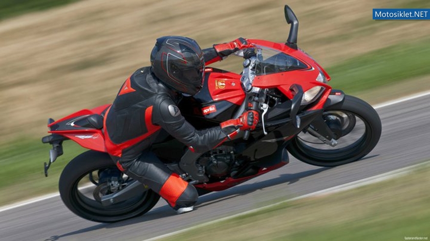 Aprilia-RS4-125cc-003