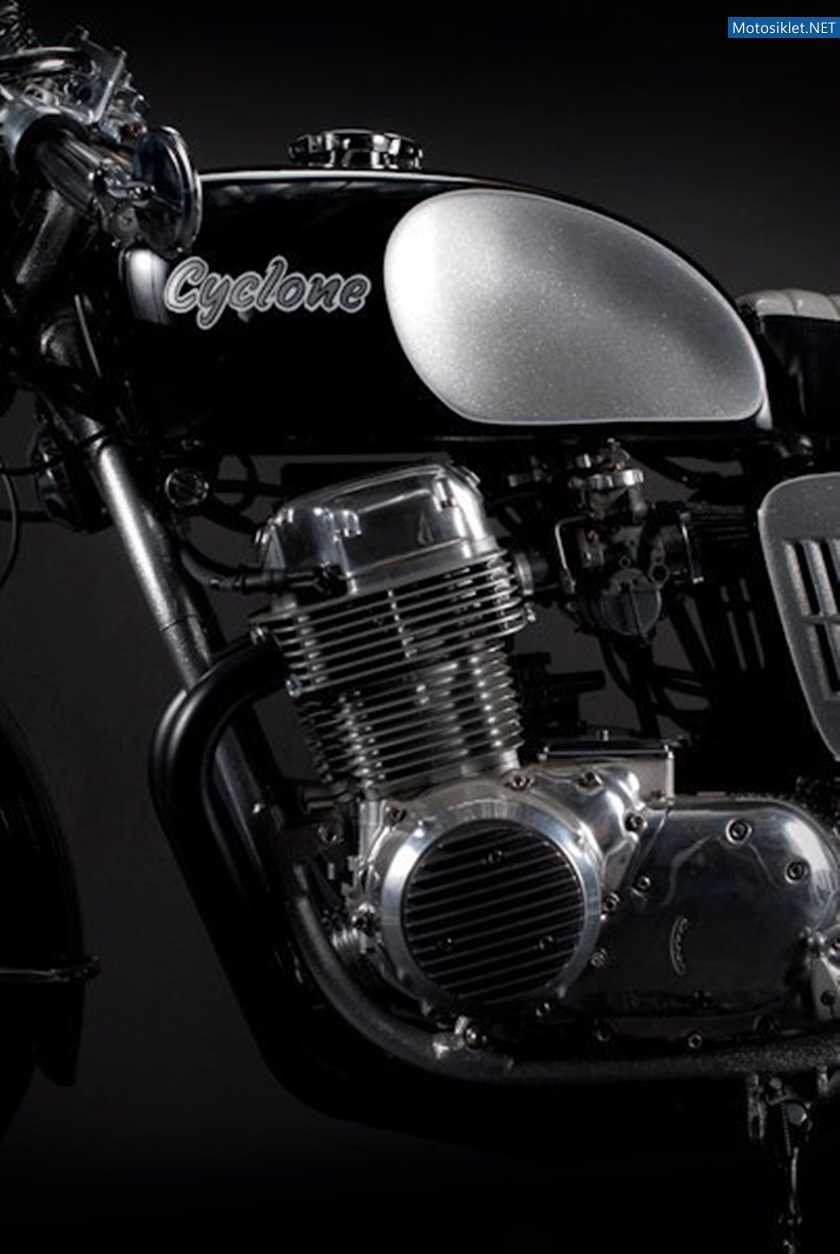 Honda-CB750-Cafe-Racer-002