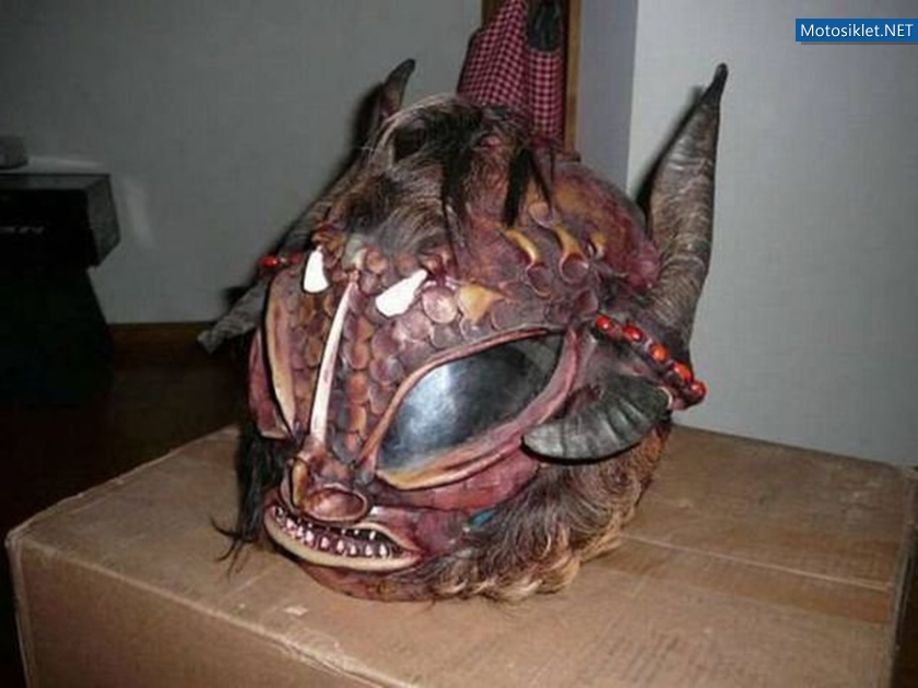 Fantastik-Kasklar-002
