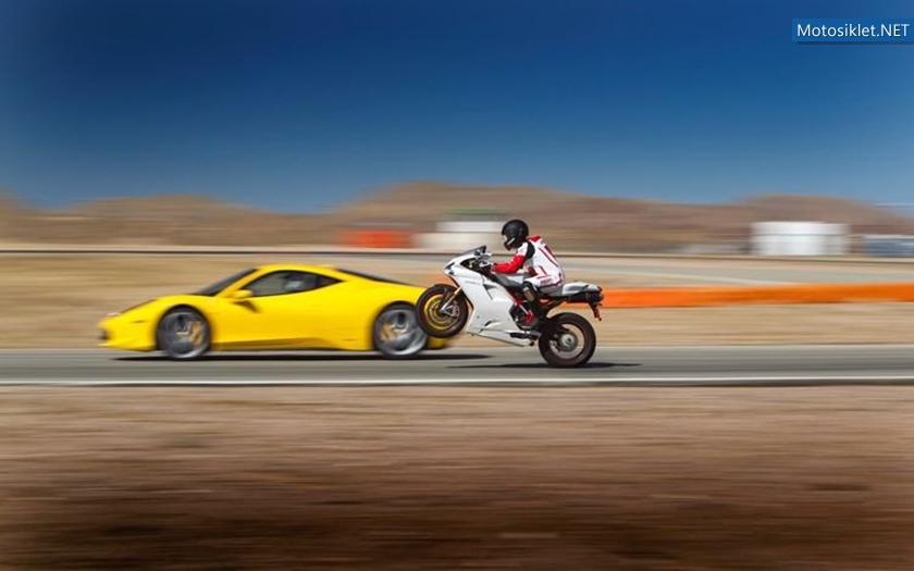 Ducati-1198SvsFerrari-458-Italia-011