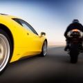 Ducati-1198SvsFerrari-458-Italia-004