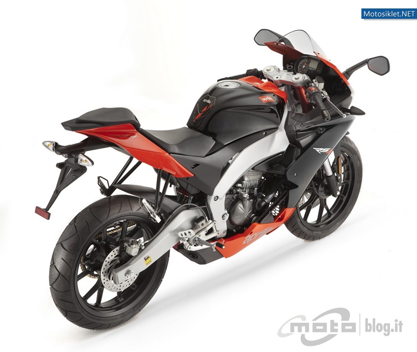 Aprilia-RS4-125-006