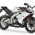 Aprilia-RS4-125-010