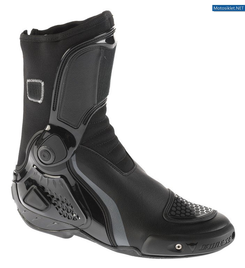 Dainese-2011-Model-Kreasyonlari-026