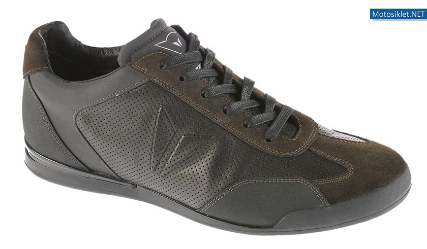 Dainese-2011-Model-Kreasyonlari-027