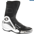 Dainese-2011-Model-Kreasyonlari-052