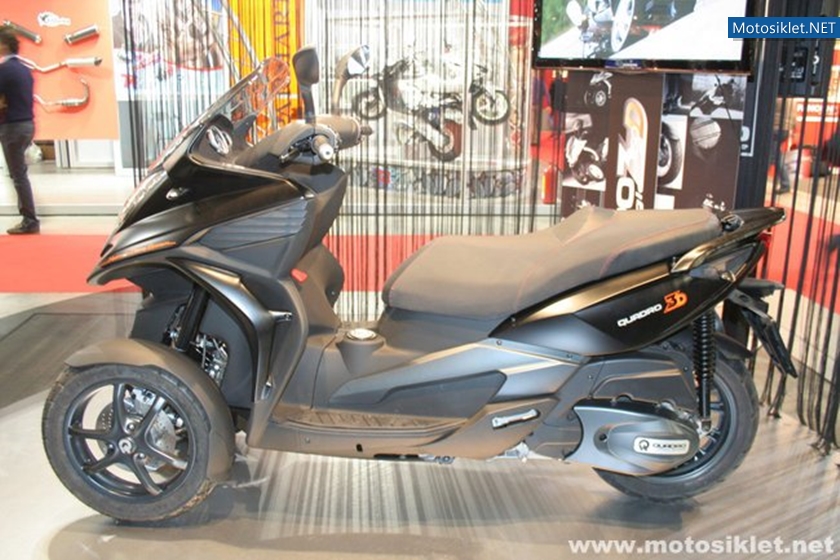 Quadro-4DStandindan-Goruntuler-Eicma-2010-012