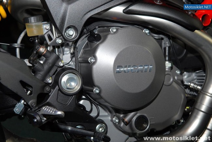 Ducati-Standi-Eicma-2010-002