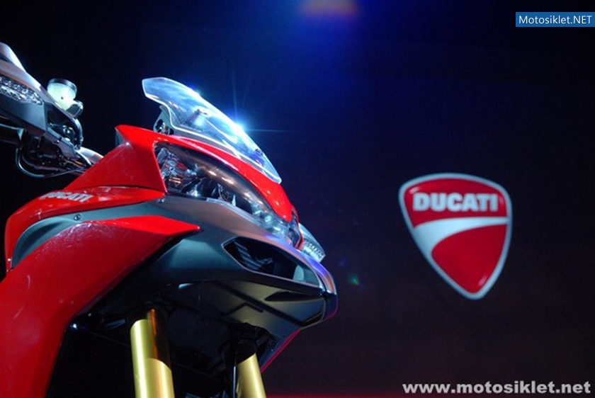 Ducati-Standi-Eicma-2010-028