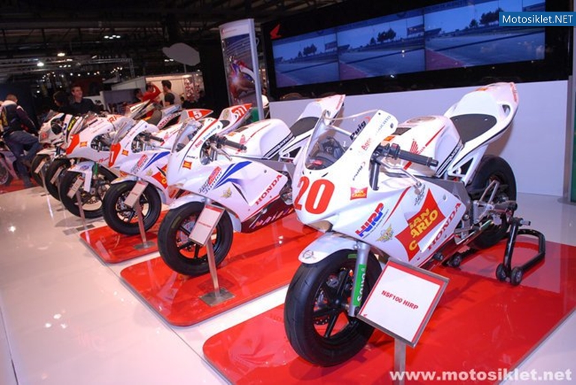 Honda-Standi-Eicma-2010-001