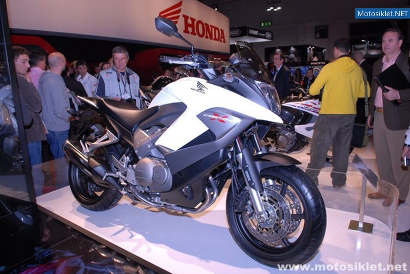 Honda-Standi-Eicma-2010-010