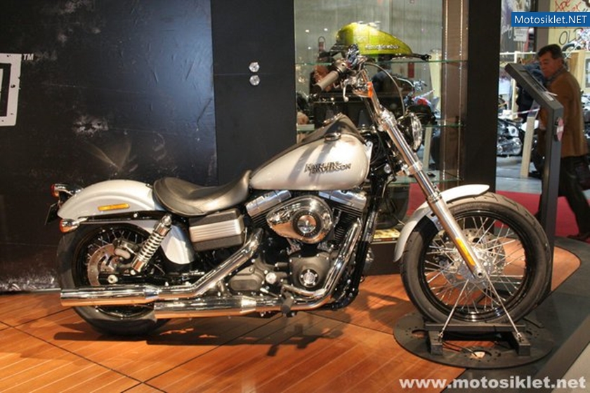 Harley-Davidson-Standi-Eicma-2010-025